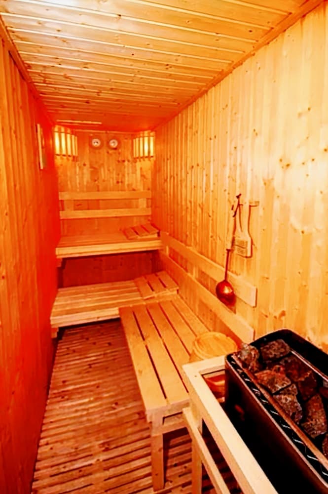 Miracle Transit Hotel