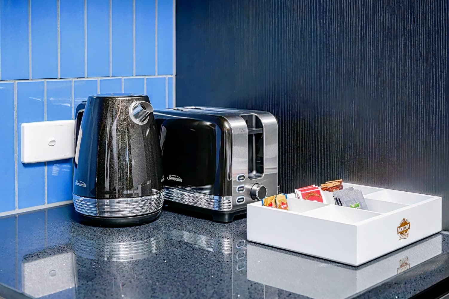 Oros Hotel and Apartments