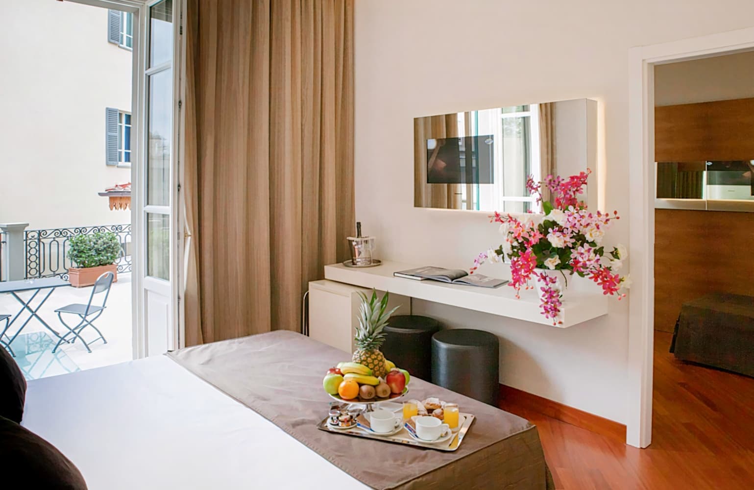 Hotel Embassy City Resort