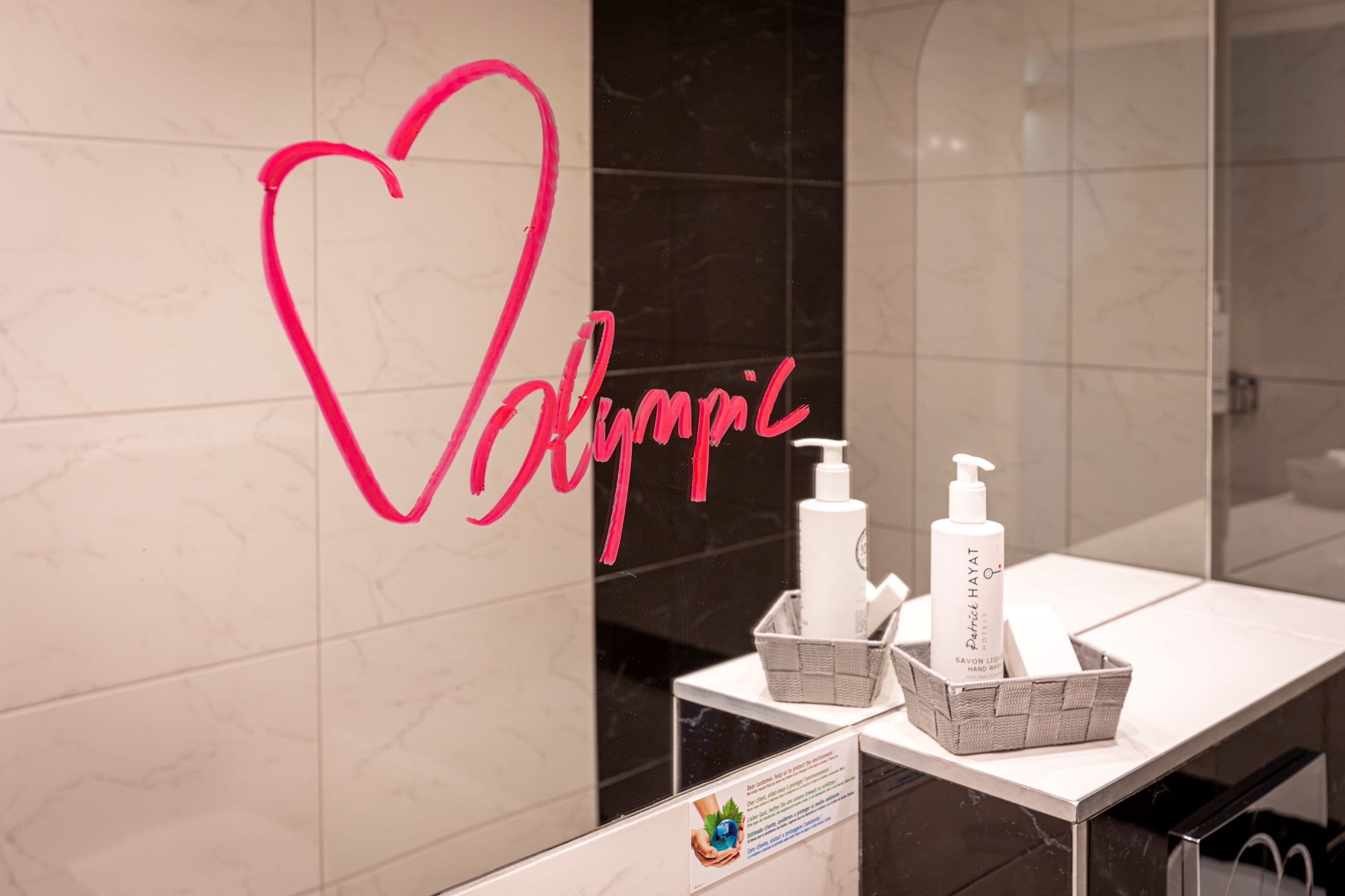 Hotel Olympic Paris Boulogne by Patrick Hayat