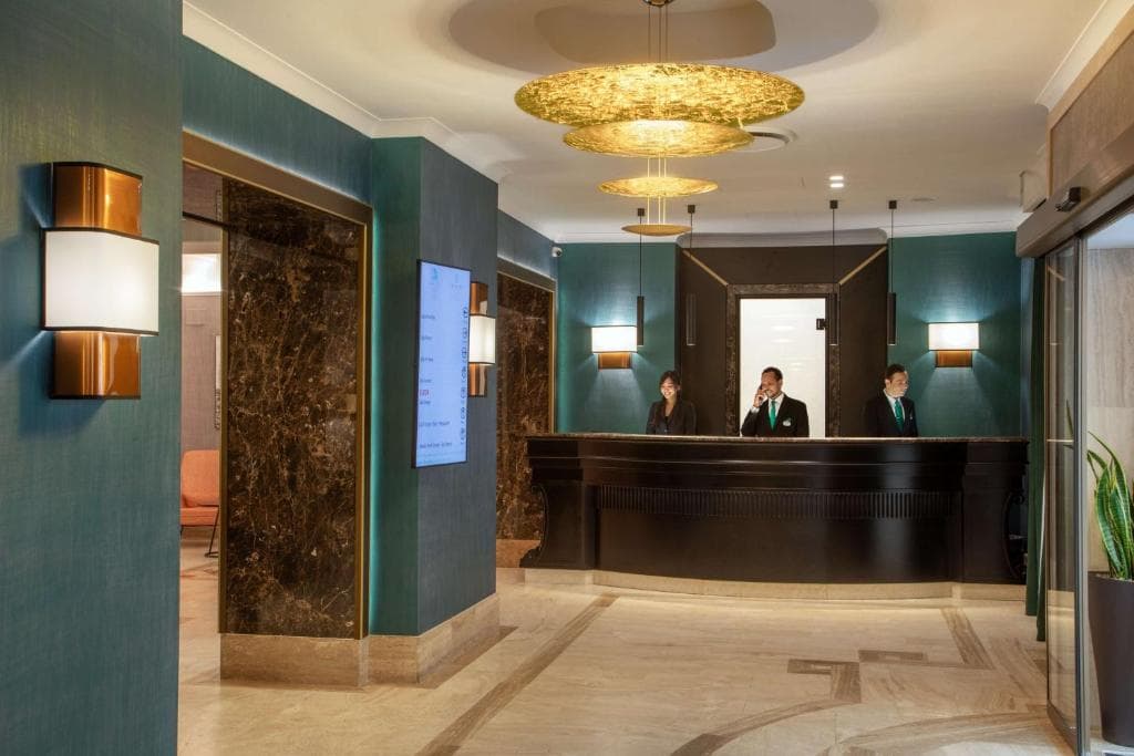 Hotel Diana Roof Garden