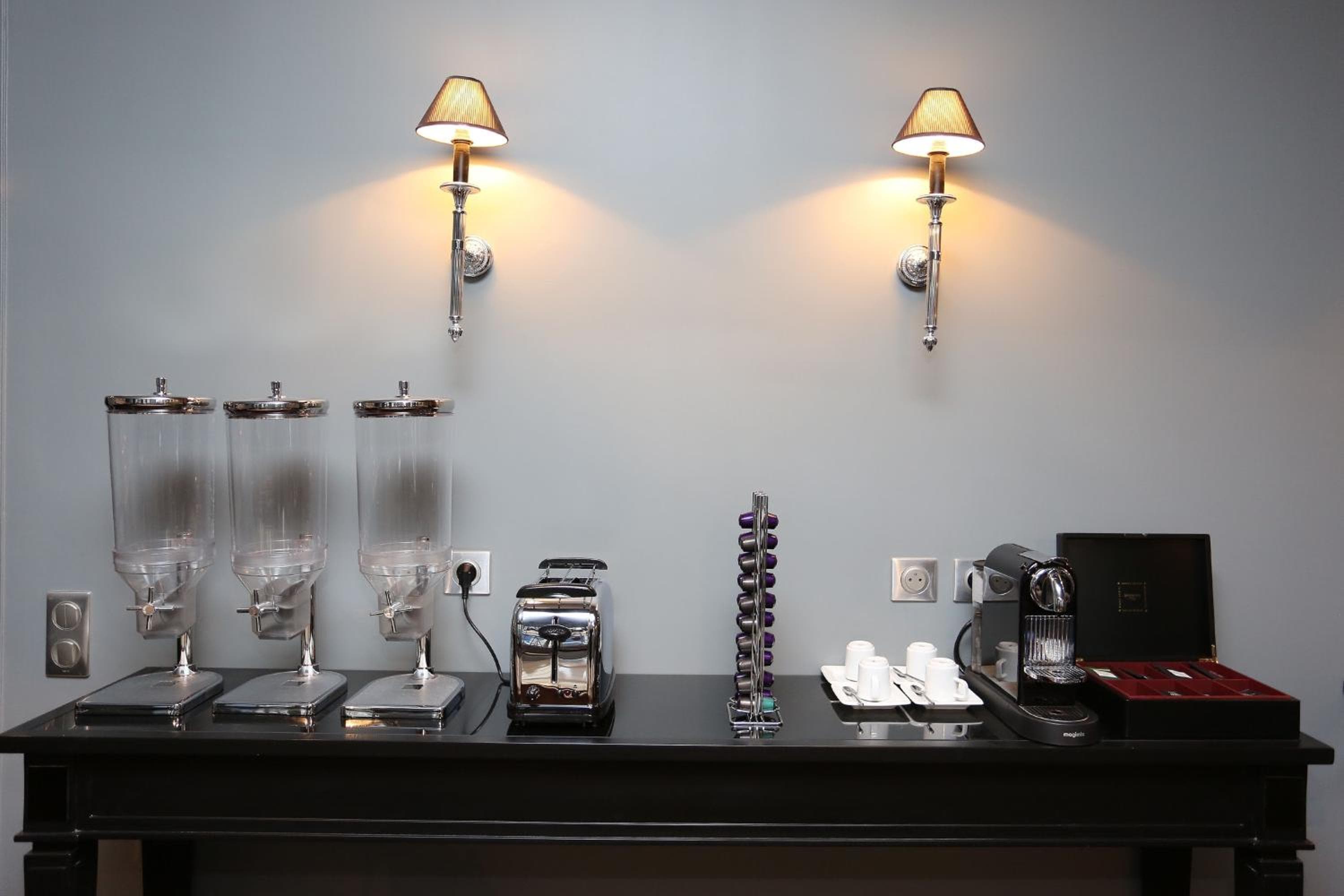 Hôtel Saint-Louis Pigalle