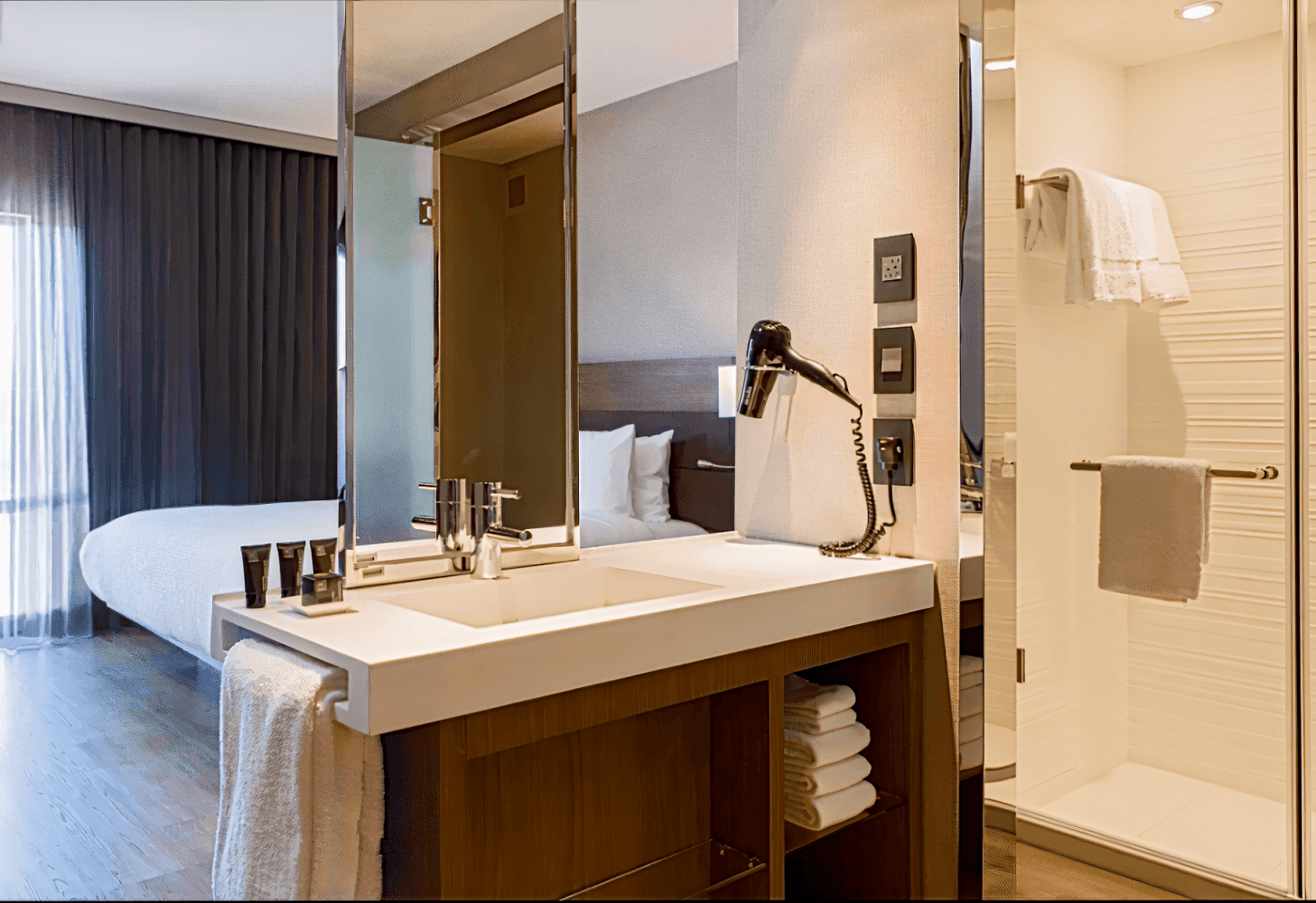 AC Hotel Kansas City Plaza