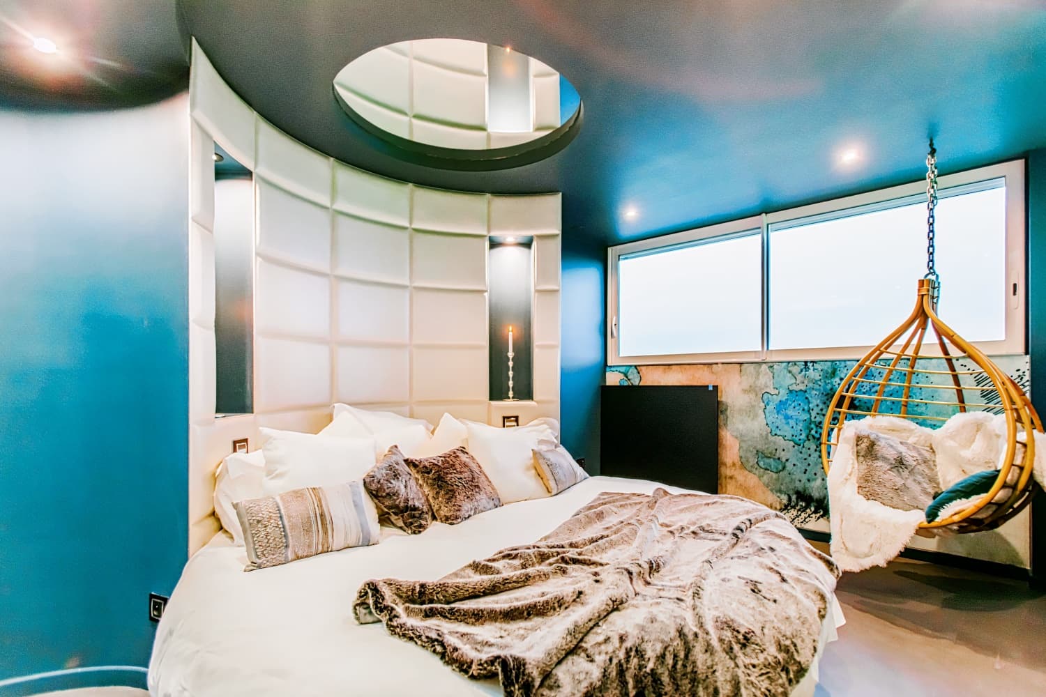 Parenthèse Concept Room