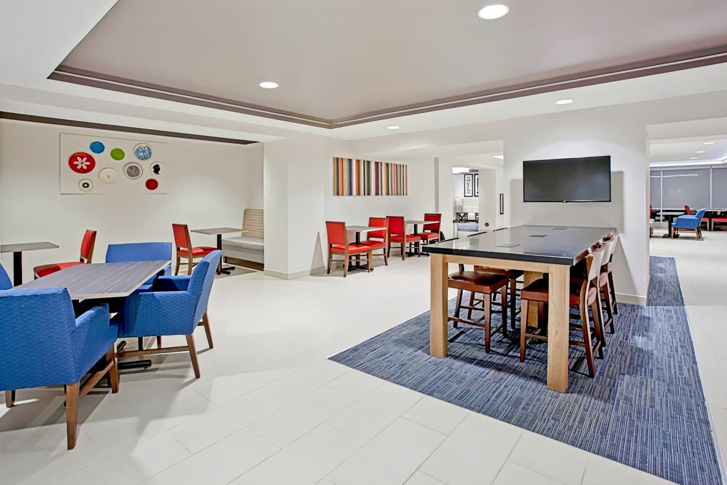 Holiday Inn Express & Suites Austin Downtown - University