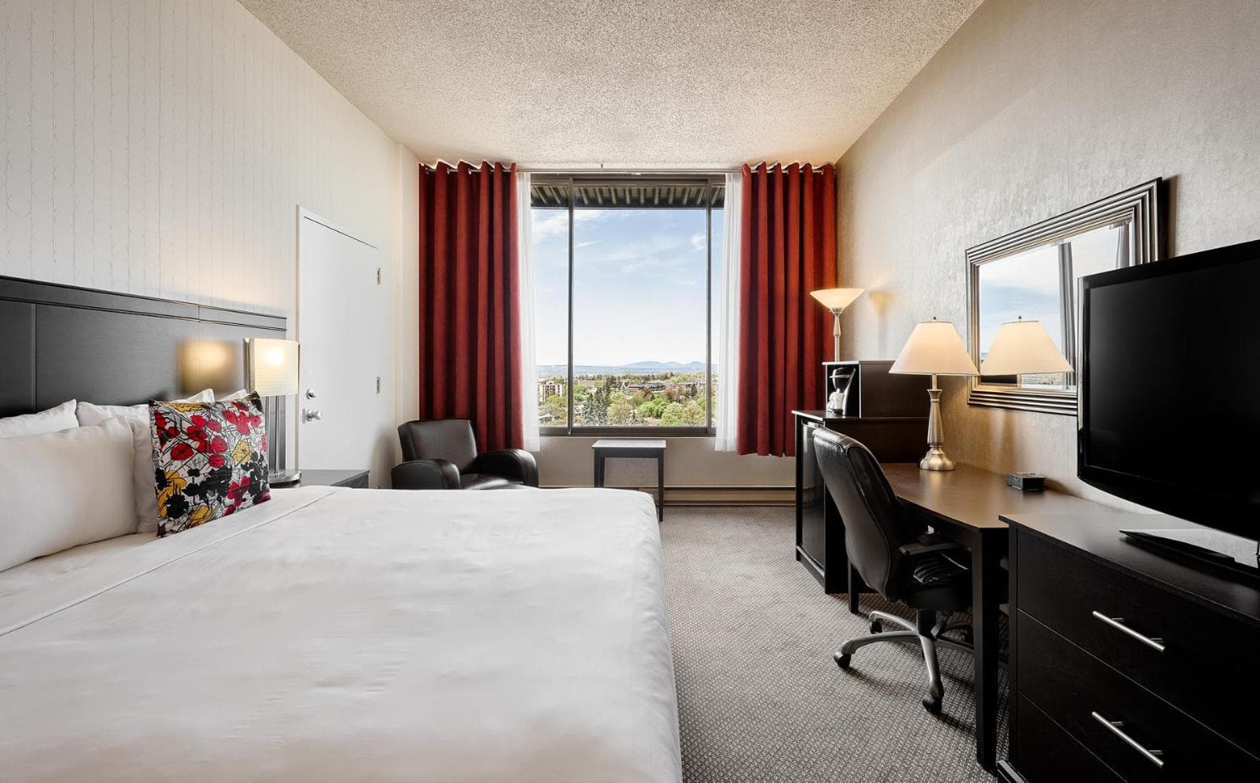 Travelodge Quebec City Hotel & Convention Centre by Wyndham