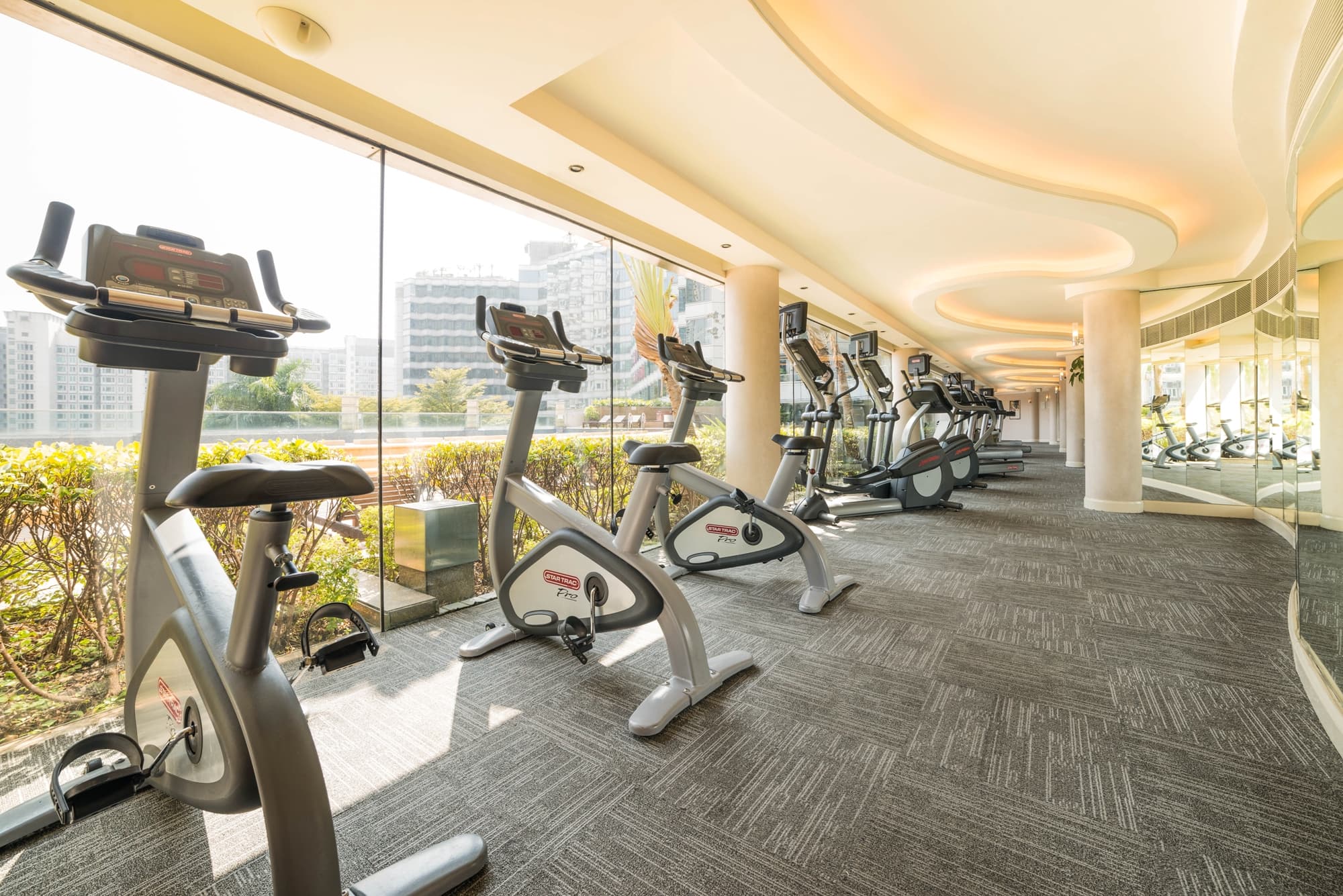 Harbour Plaza Metropolis