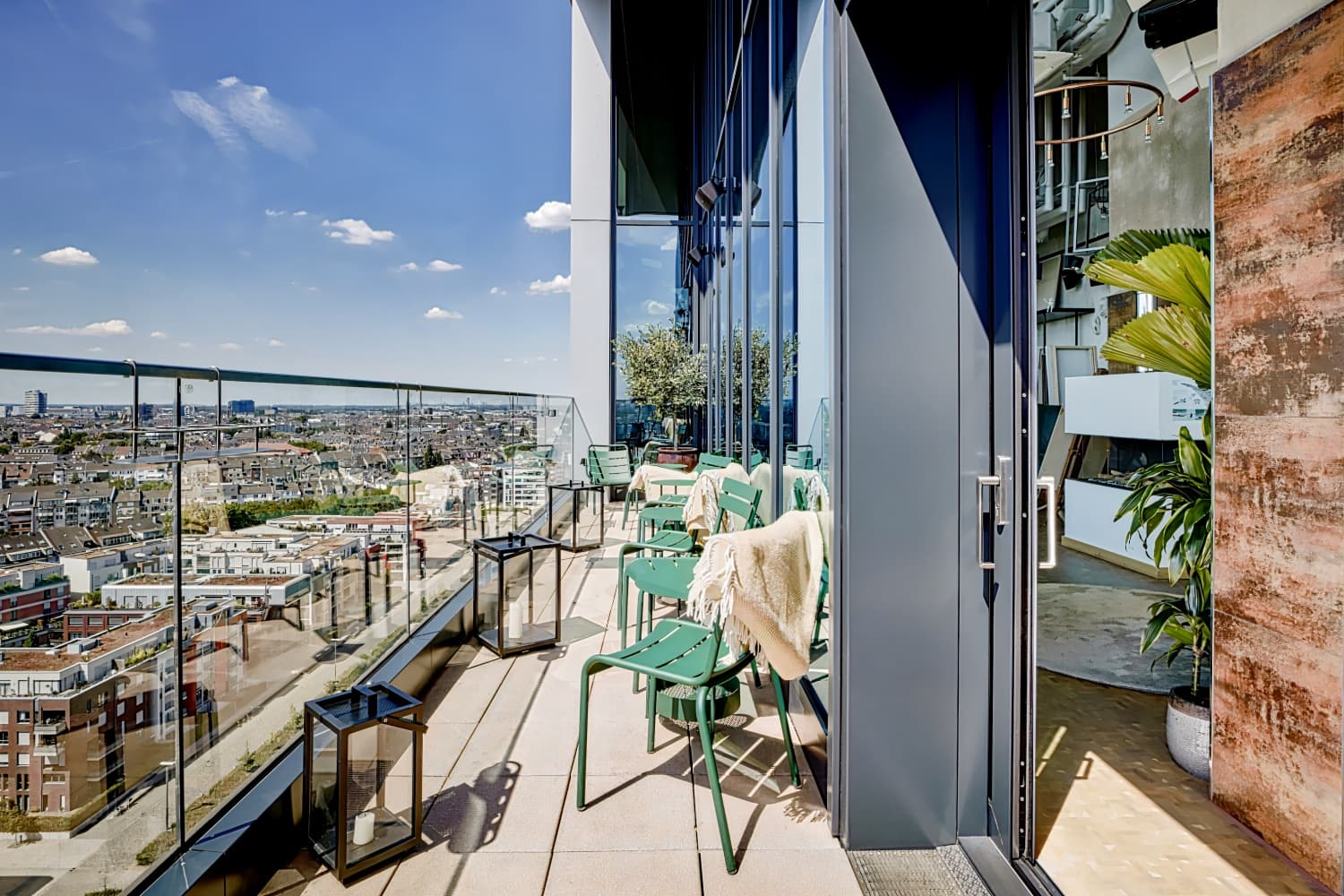 25hours Hotel Duesseldorf Das Tour