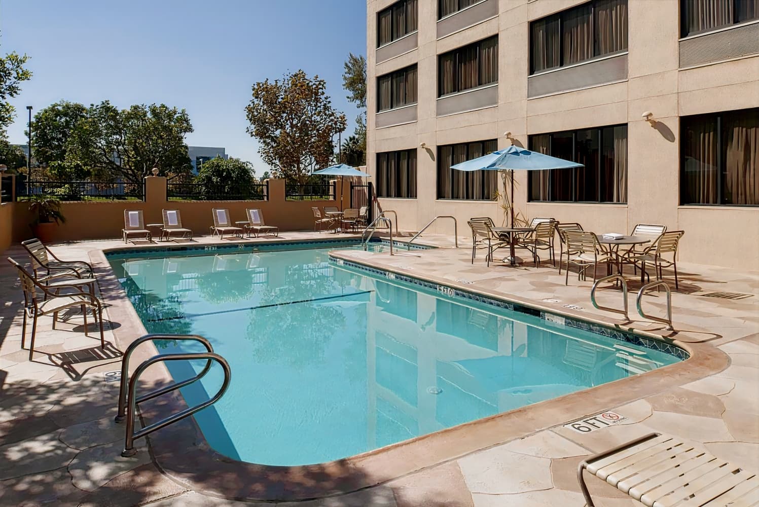 Courtyard Cypress Anaheim Orange County