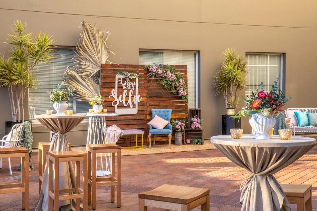 Holiday Inn Sydney Potts Point