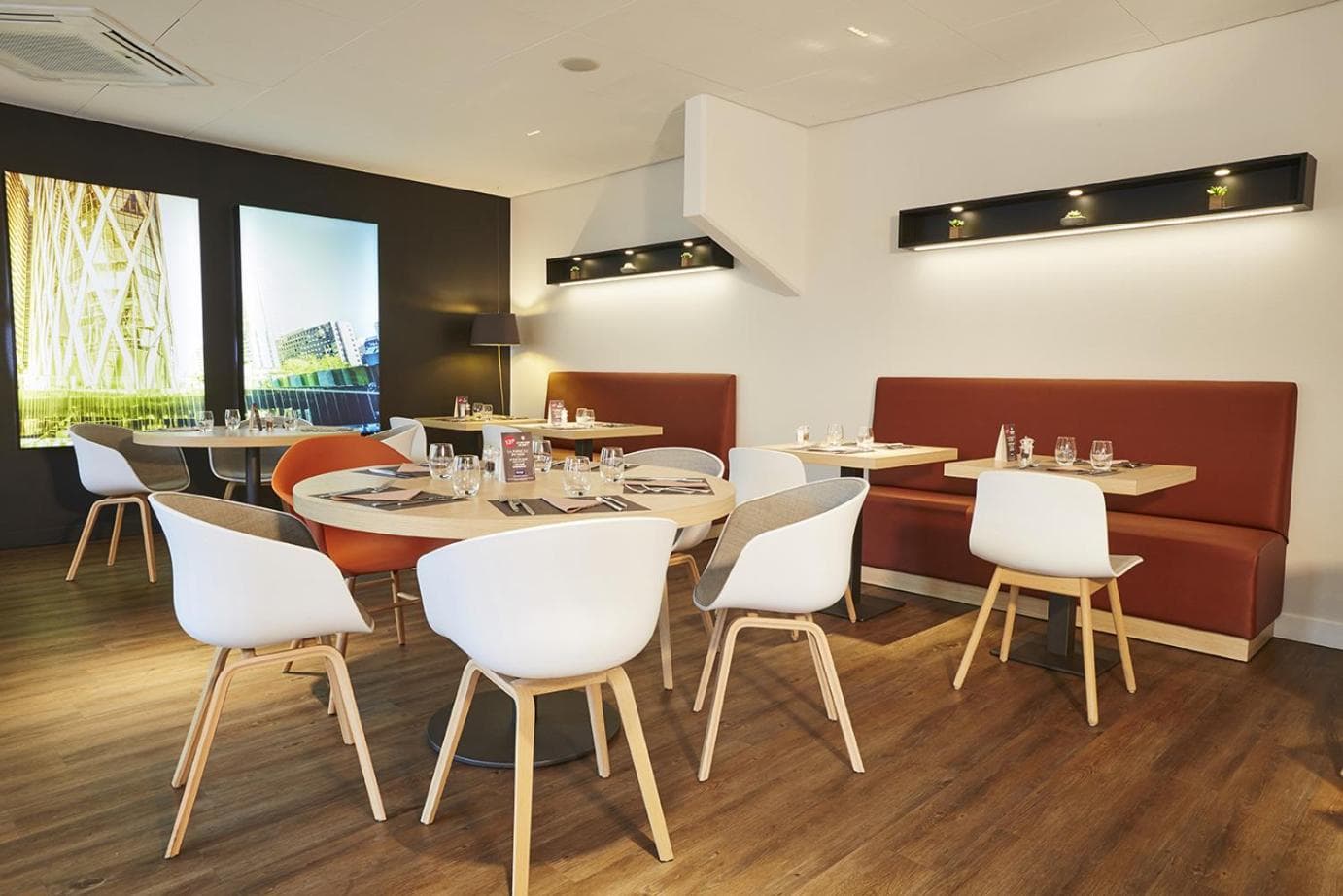 Kyriad Paris Ouest - Bezons La Défense