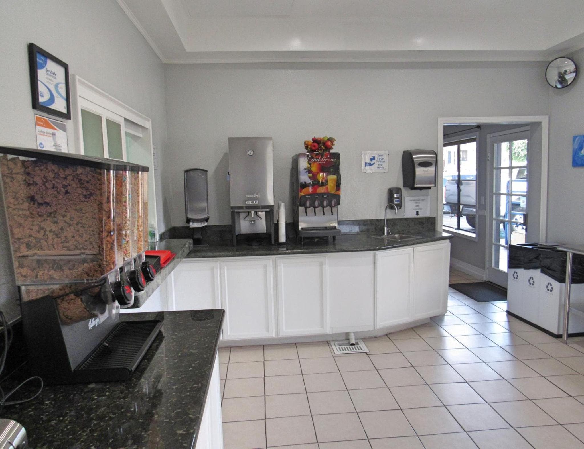 Capri Suites Anaheim