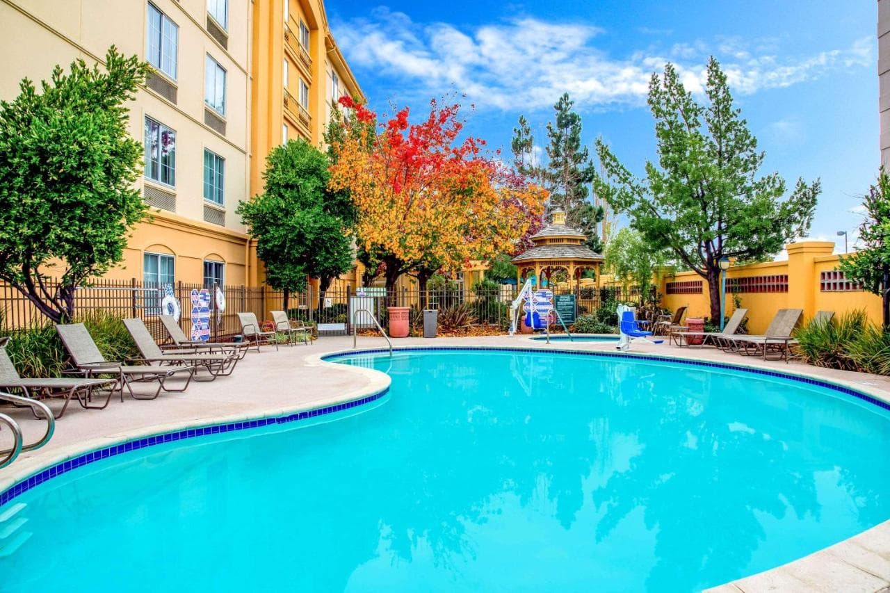 La Quinta Inn & Suites Fremont