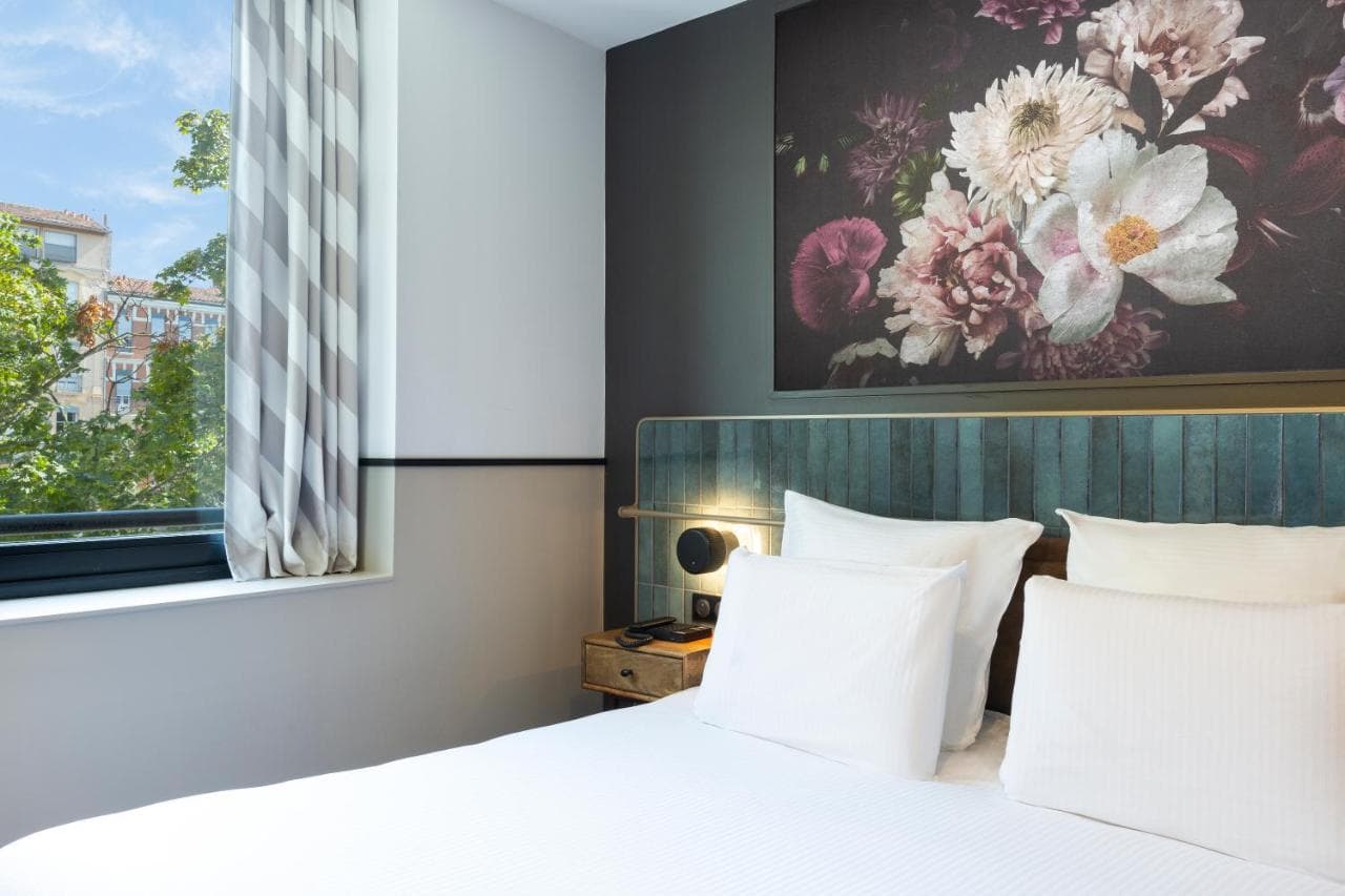 Les Capitouls Toulouse Ctre Handwritten Collection