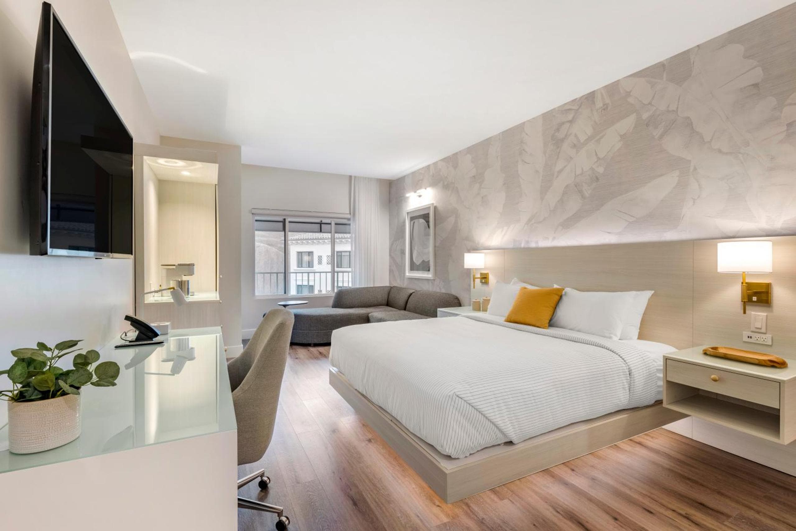 Cambria Hotel Calabasas