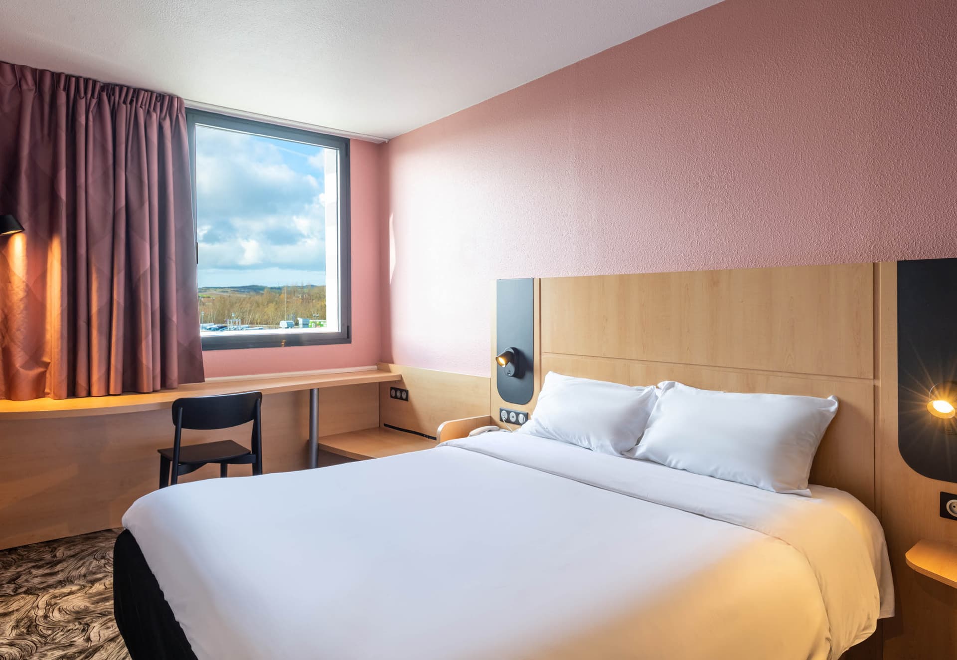 B&B Calais Terminal Cité de l'Europe 3 étoiles