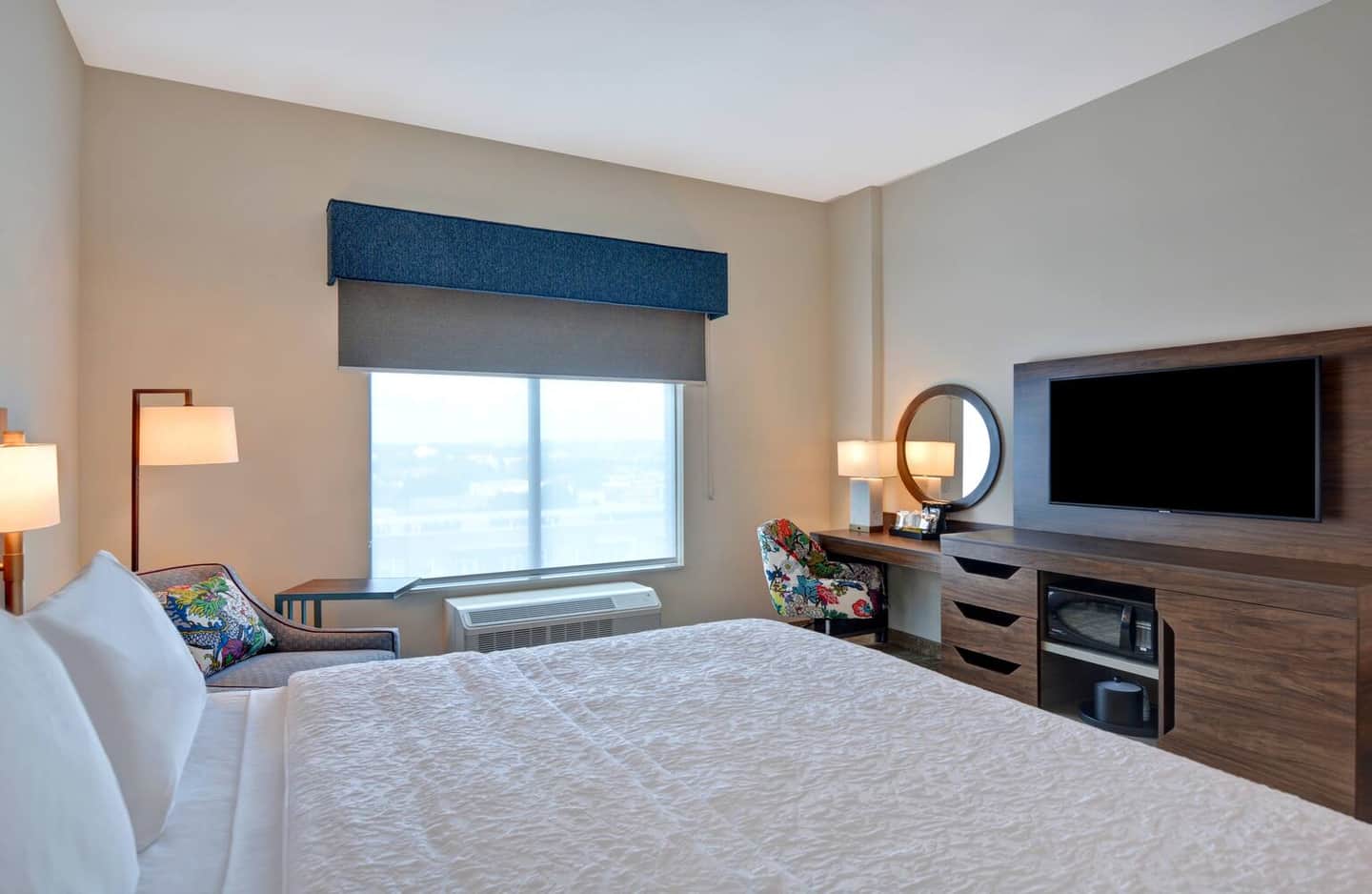Hampton Inn & Suites Nashville Downtown Capitol View