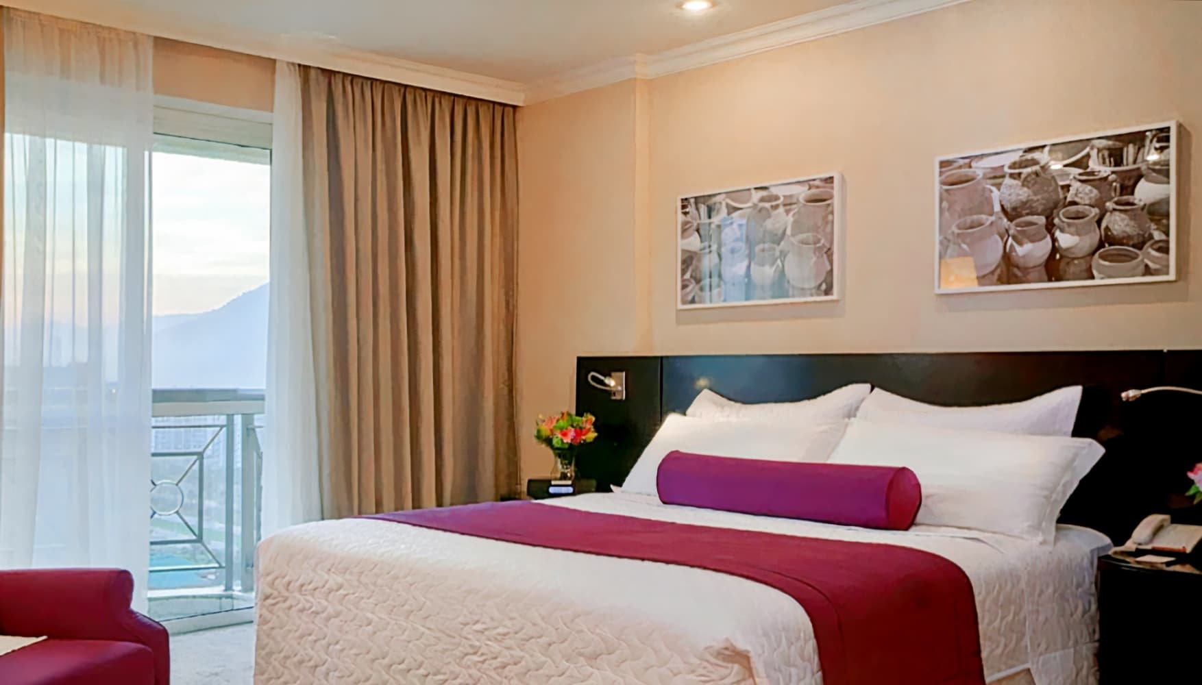 Bourbon Barra Premium Residence