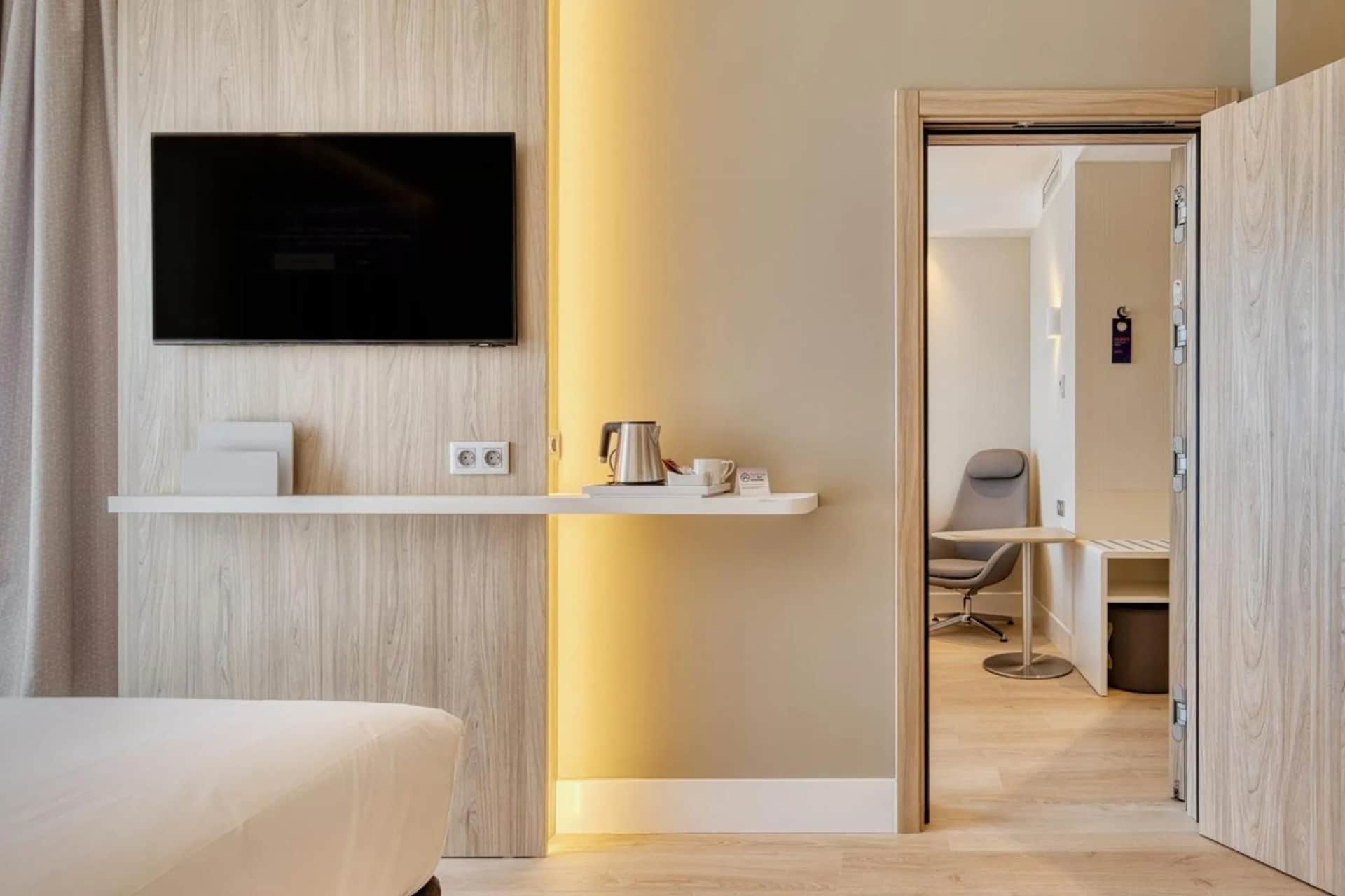 Holiday Inn Express Madrid Airport