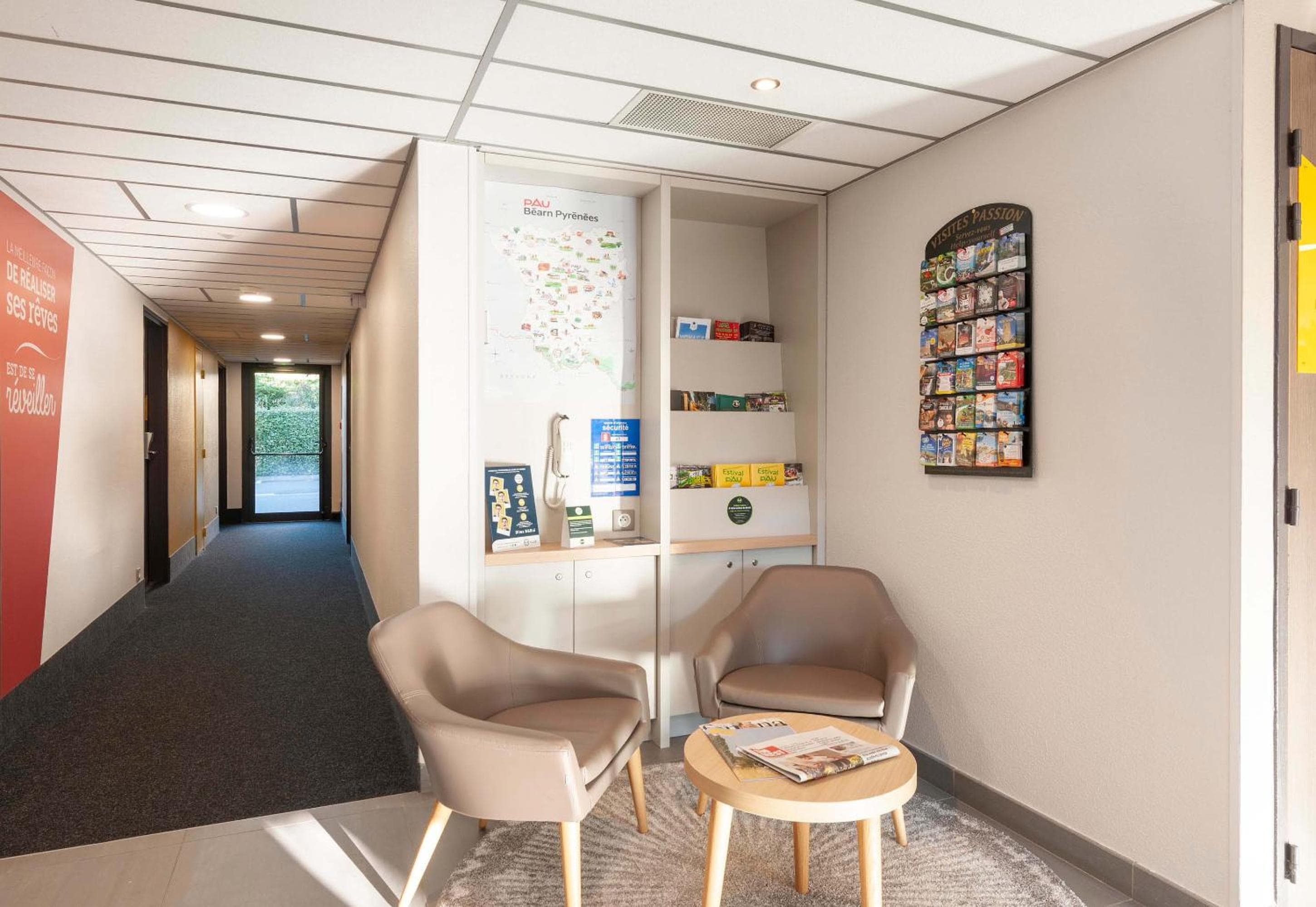 B&B HOTEL Pau Zénith