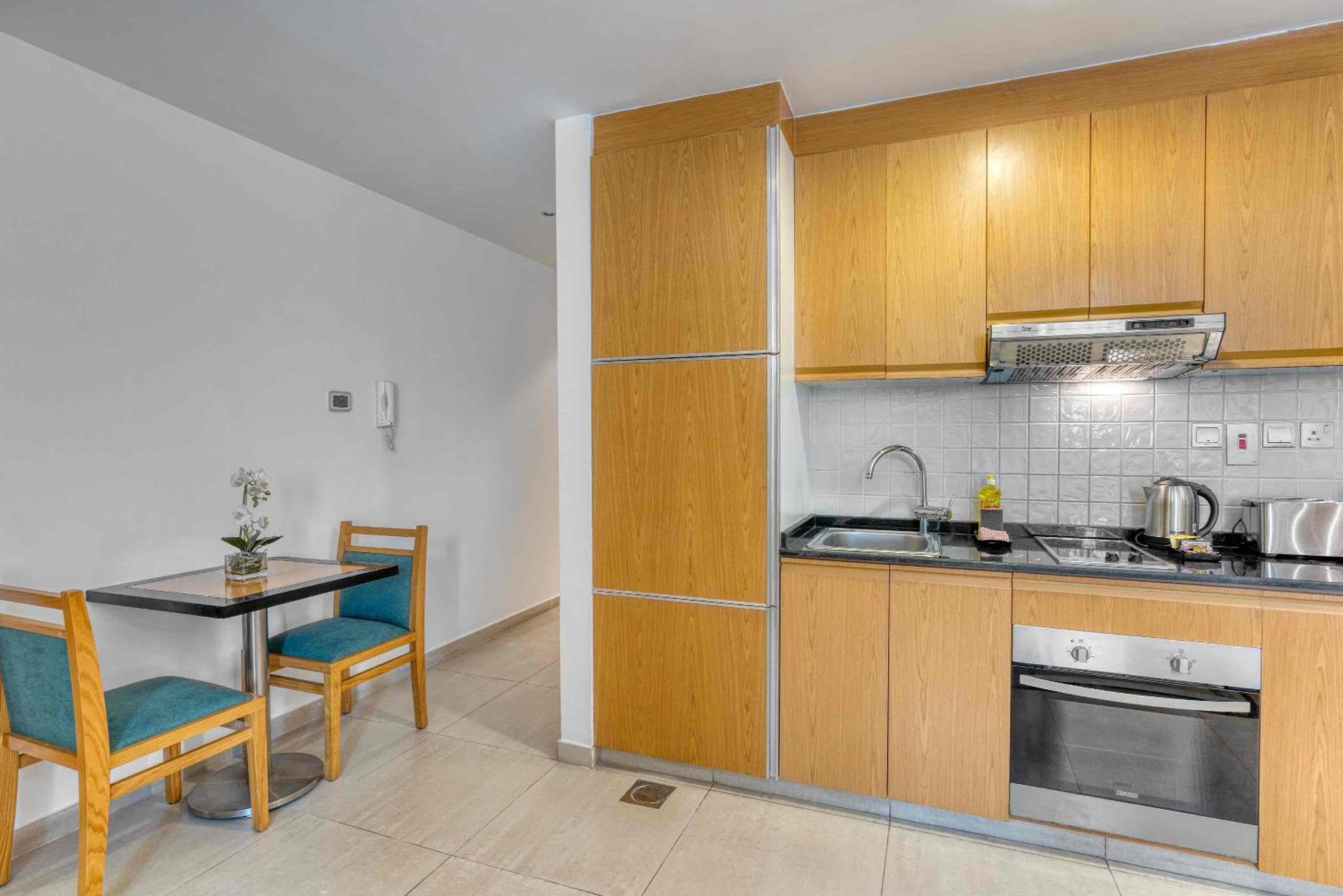 Grand Heights Dubai Hotel Apartments