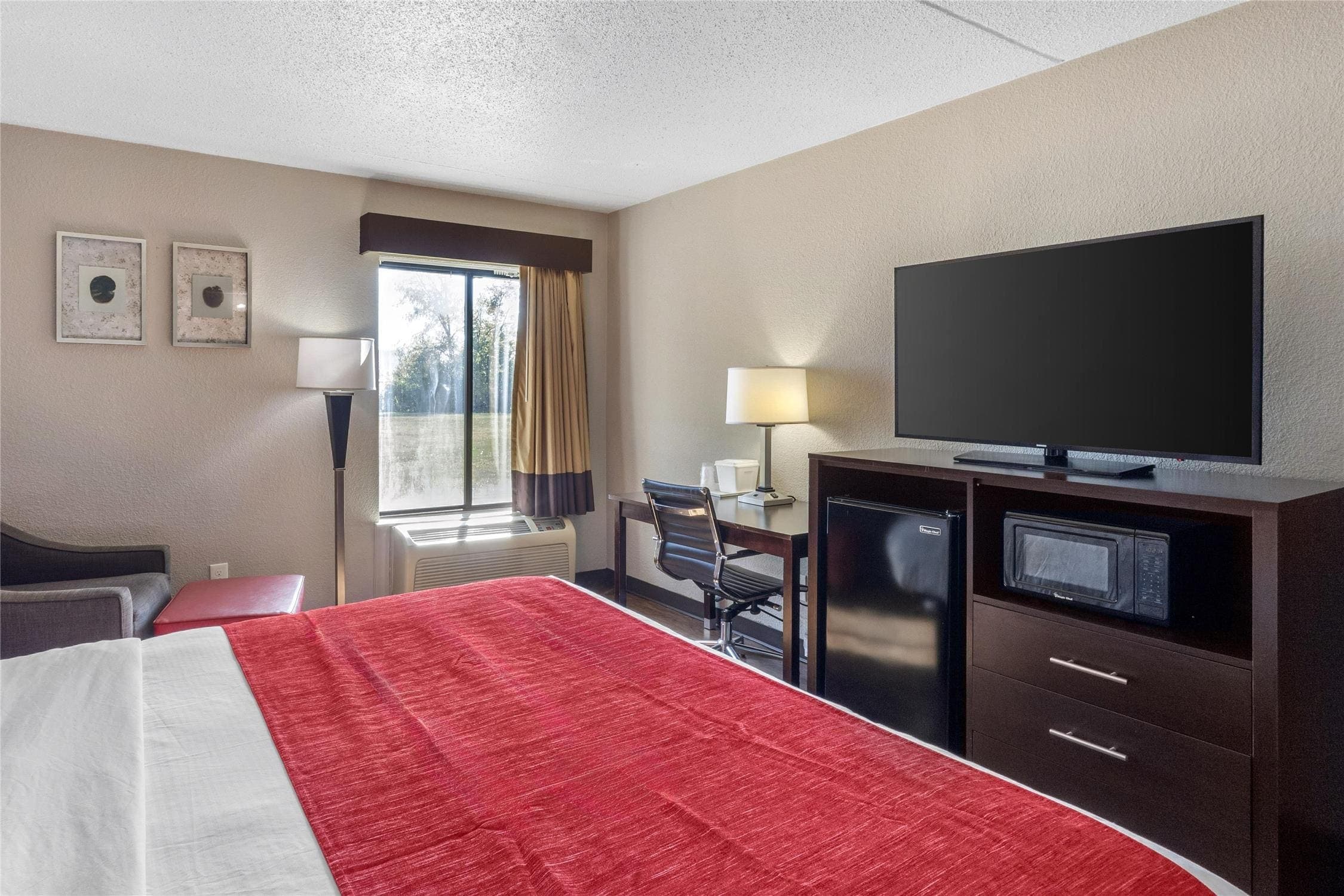 SureStay Hotel by Best Western Greenville