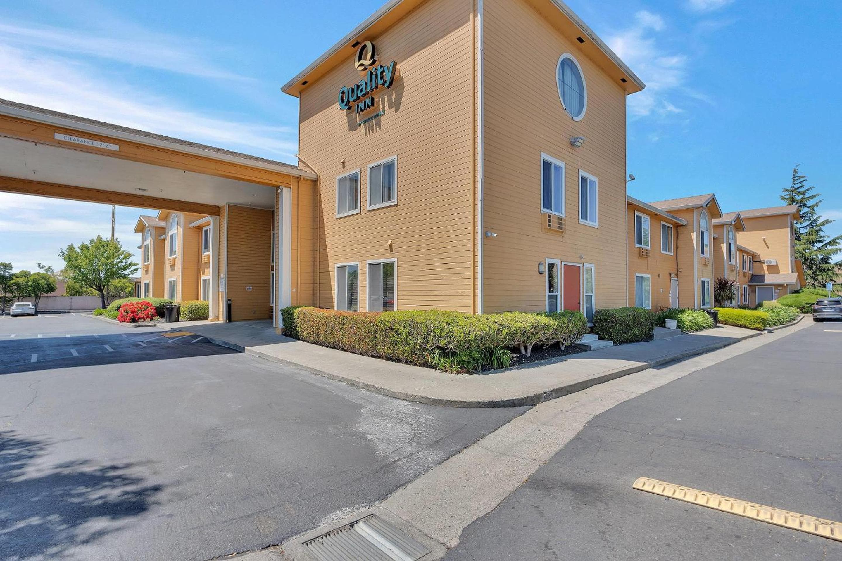 Quality Inn near Six Flags Discovery Kingdom-Napa Valley