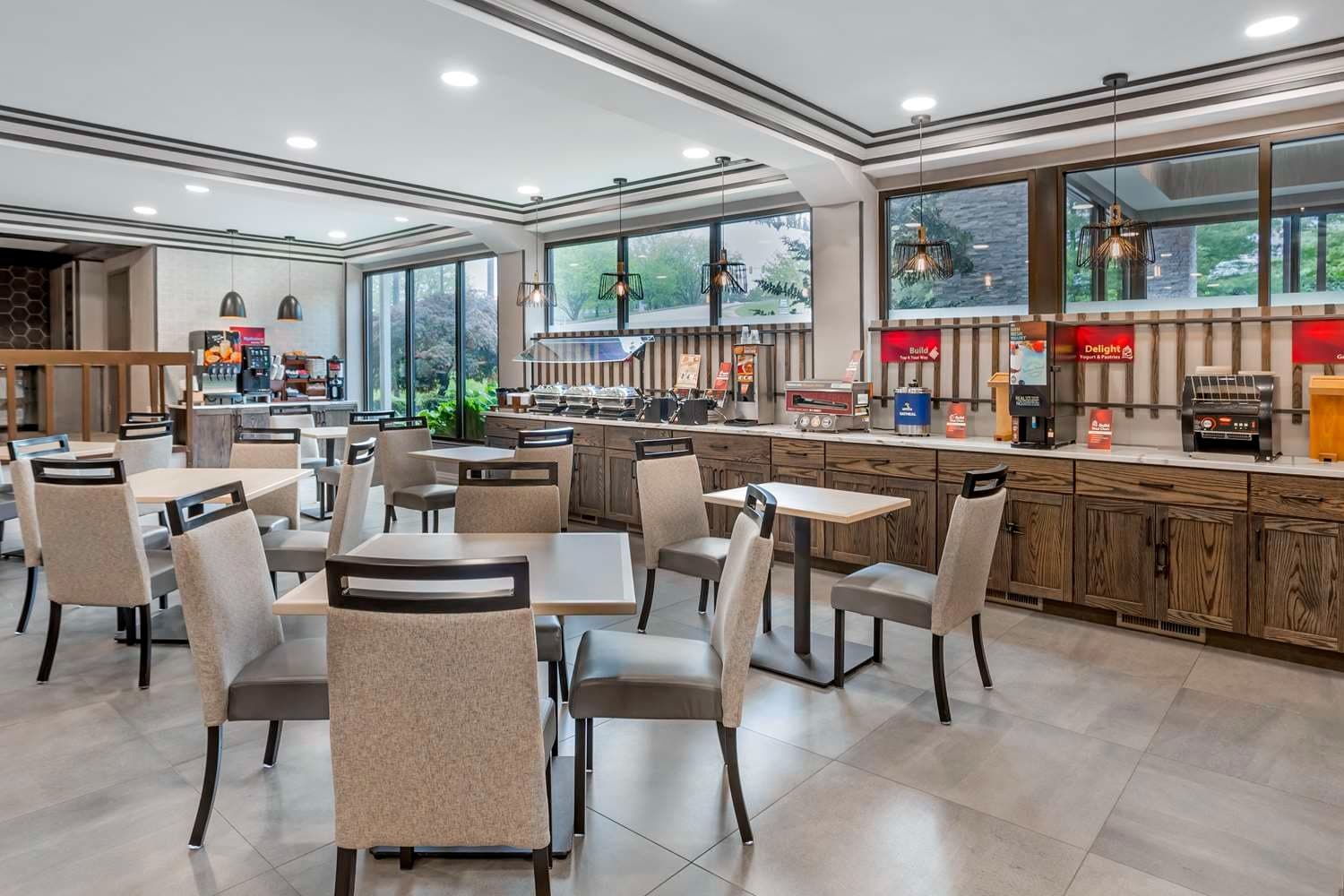 Best Western Plus Heritage Rail Inn & Suites