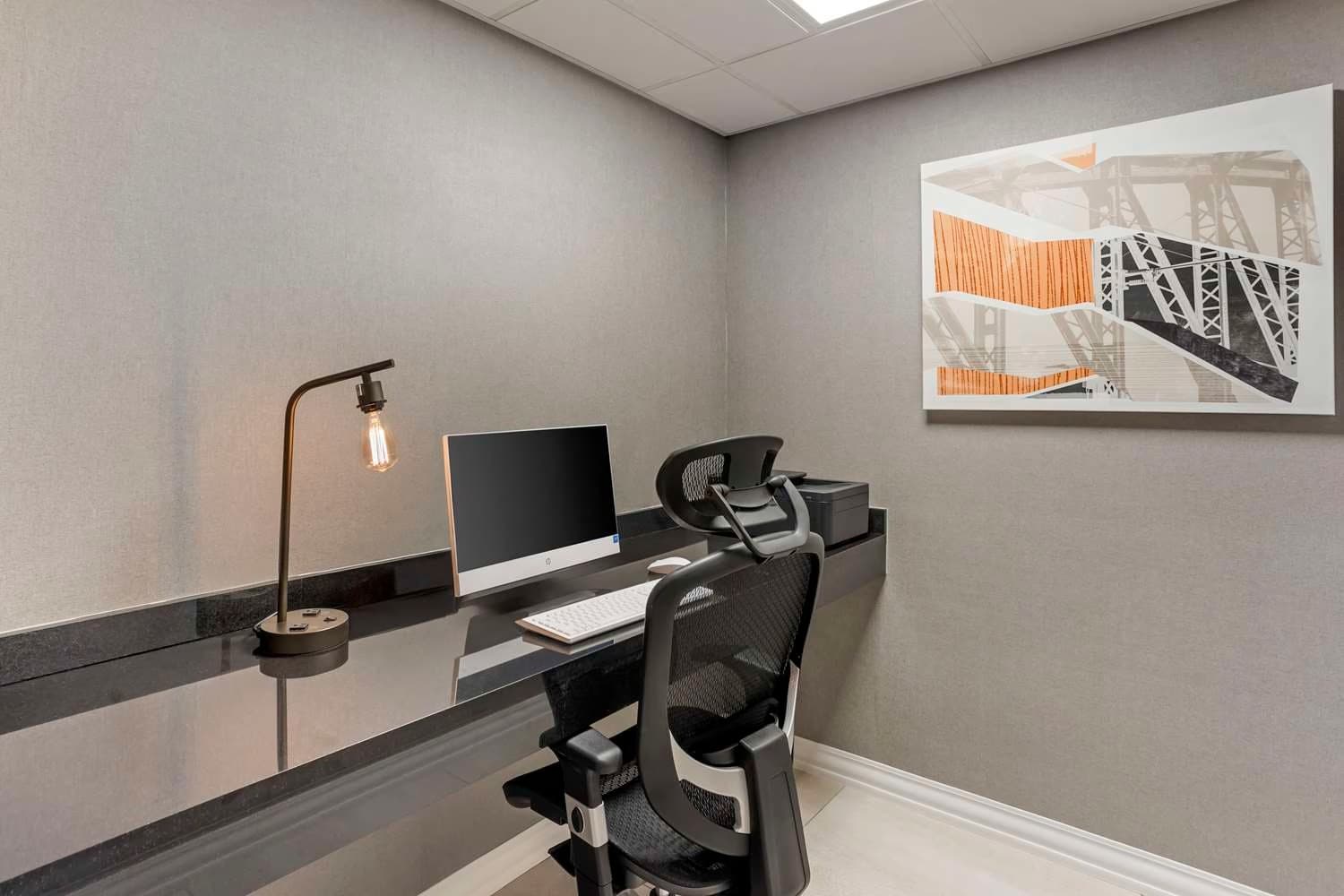 Best Western Plus Heritage Rail Inn & Suites