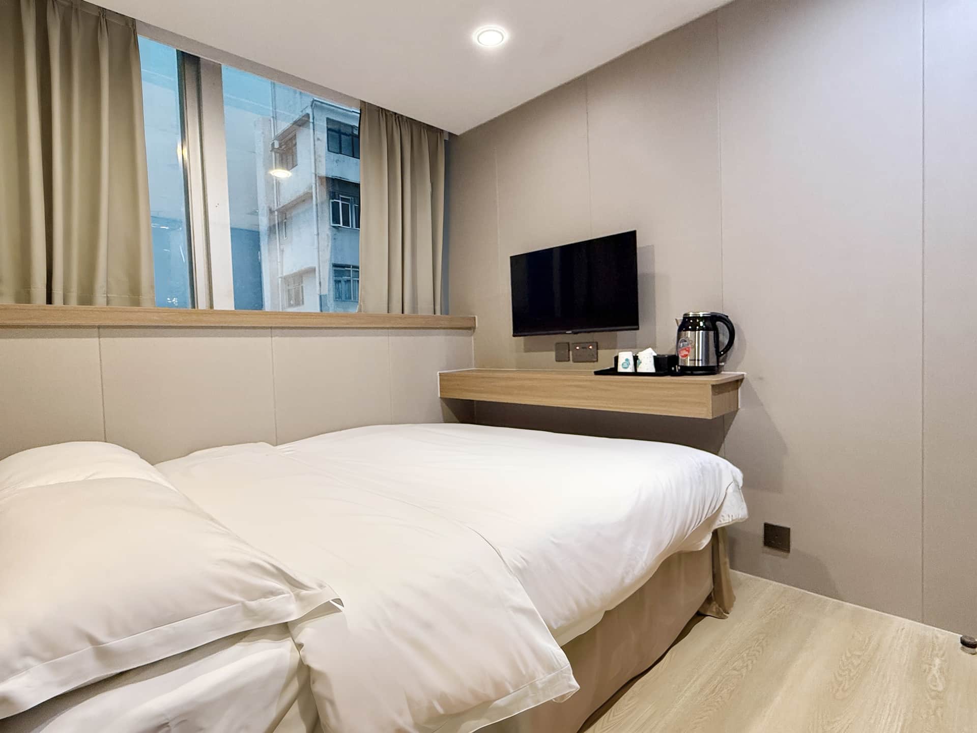 Noble Park Hotel