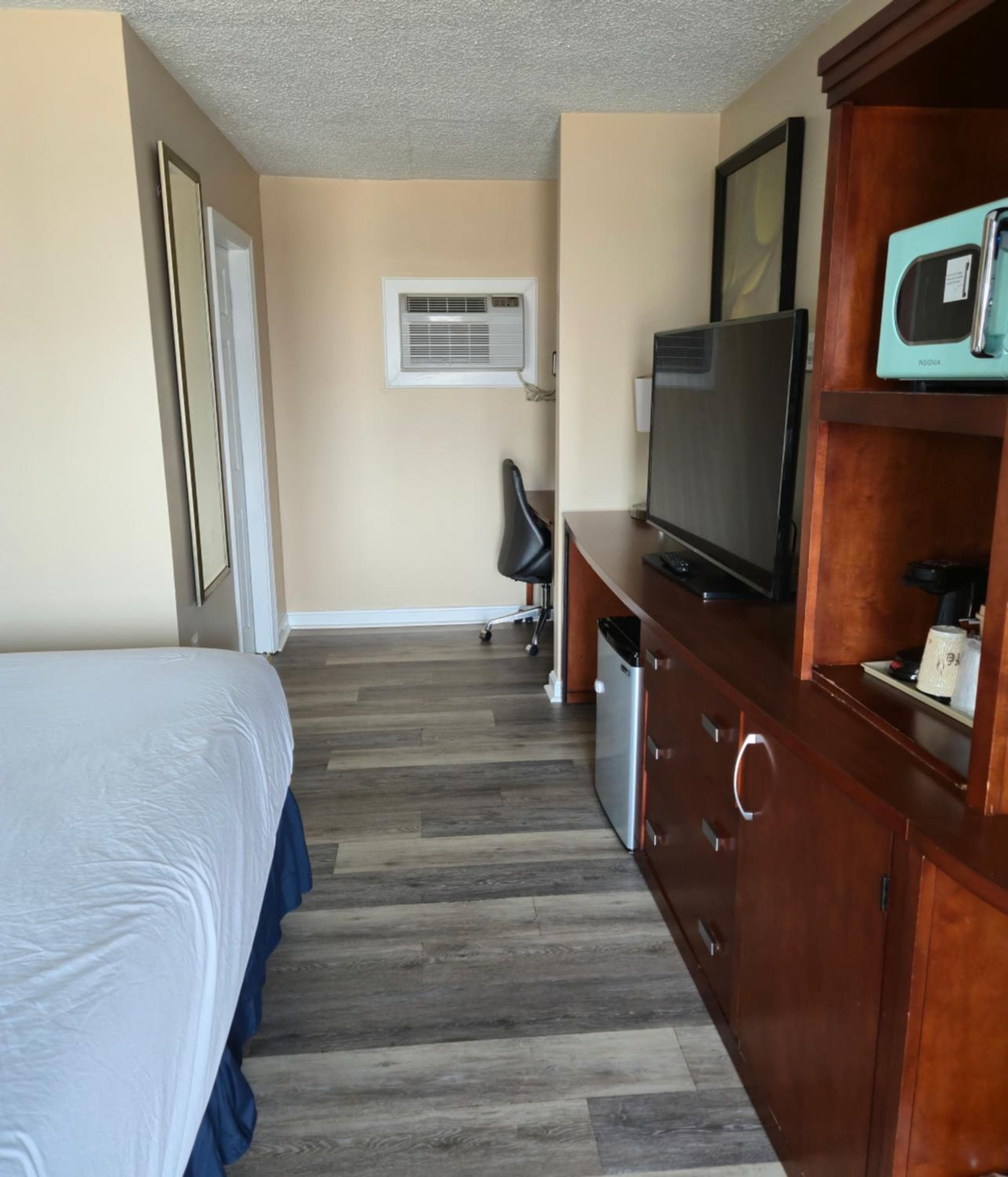 Naahoba Valley Inn & Suites