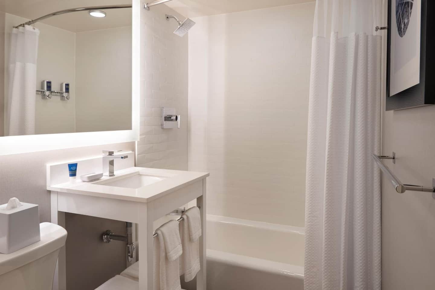 Four Points by Sheraton Downtown Windsor