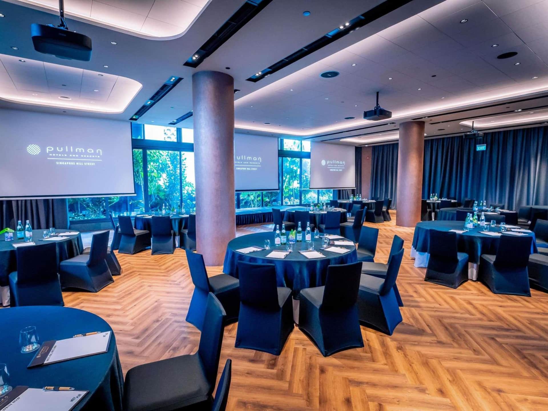 Pullman Singapore Hill Street