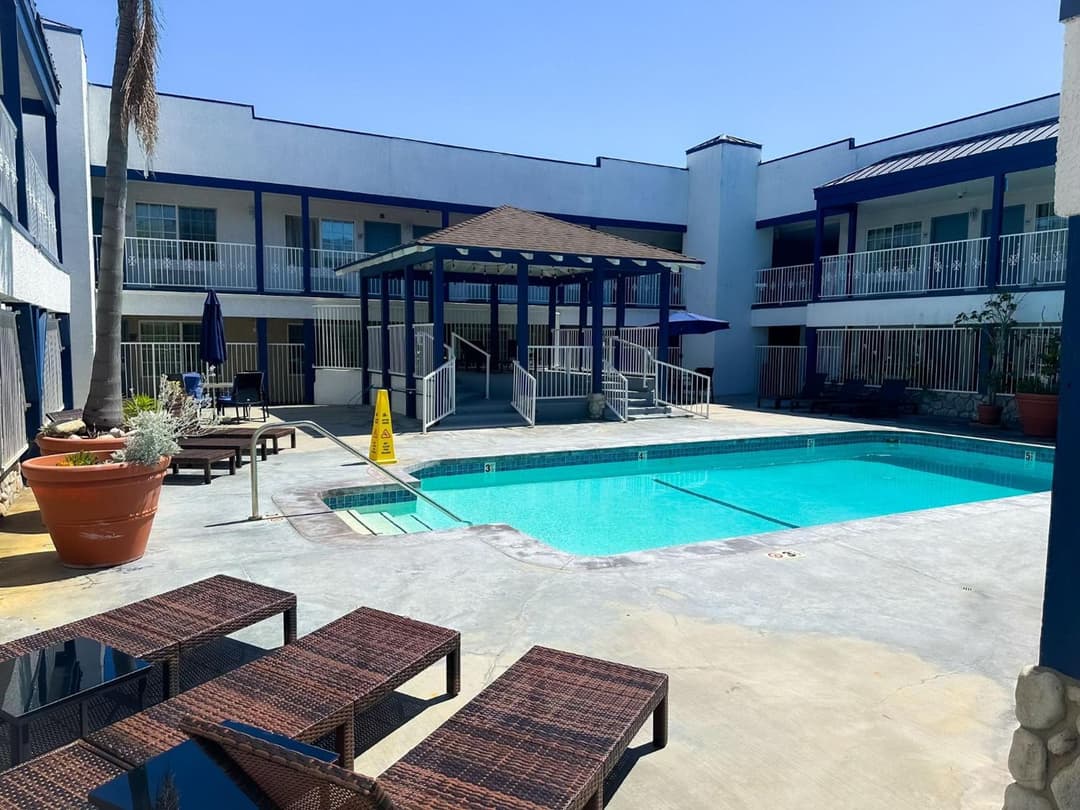 Wave Hotel Manhattan Beach