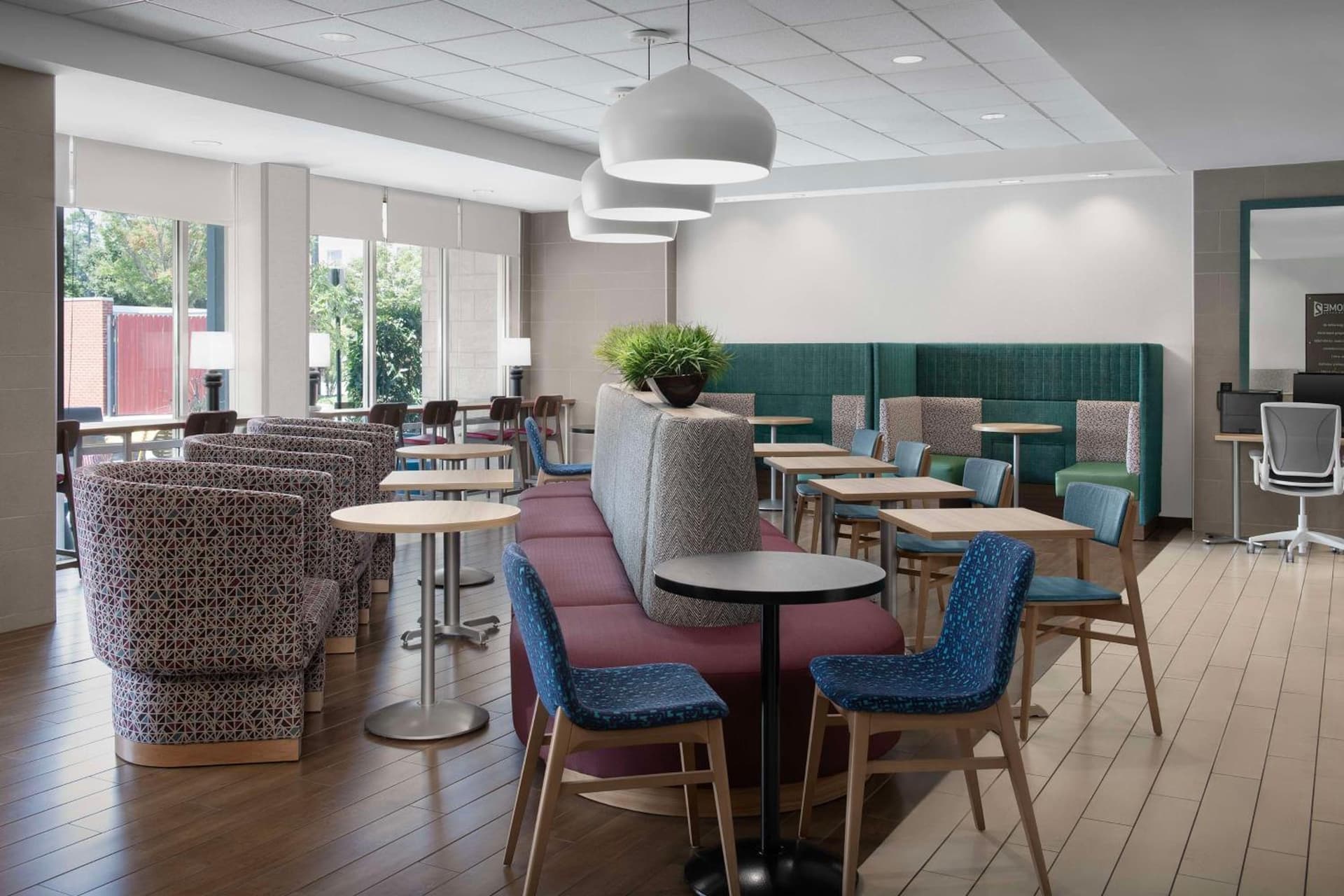 Home2 Suites by Hilton Greensboro Airport, NC