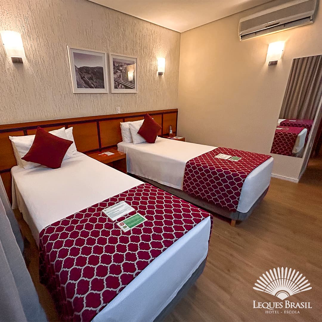 Leques Brasil Hotel Escola