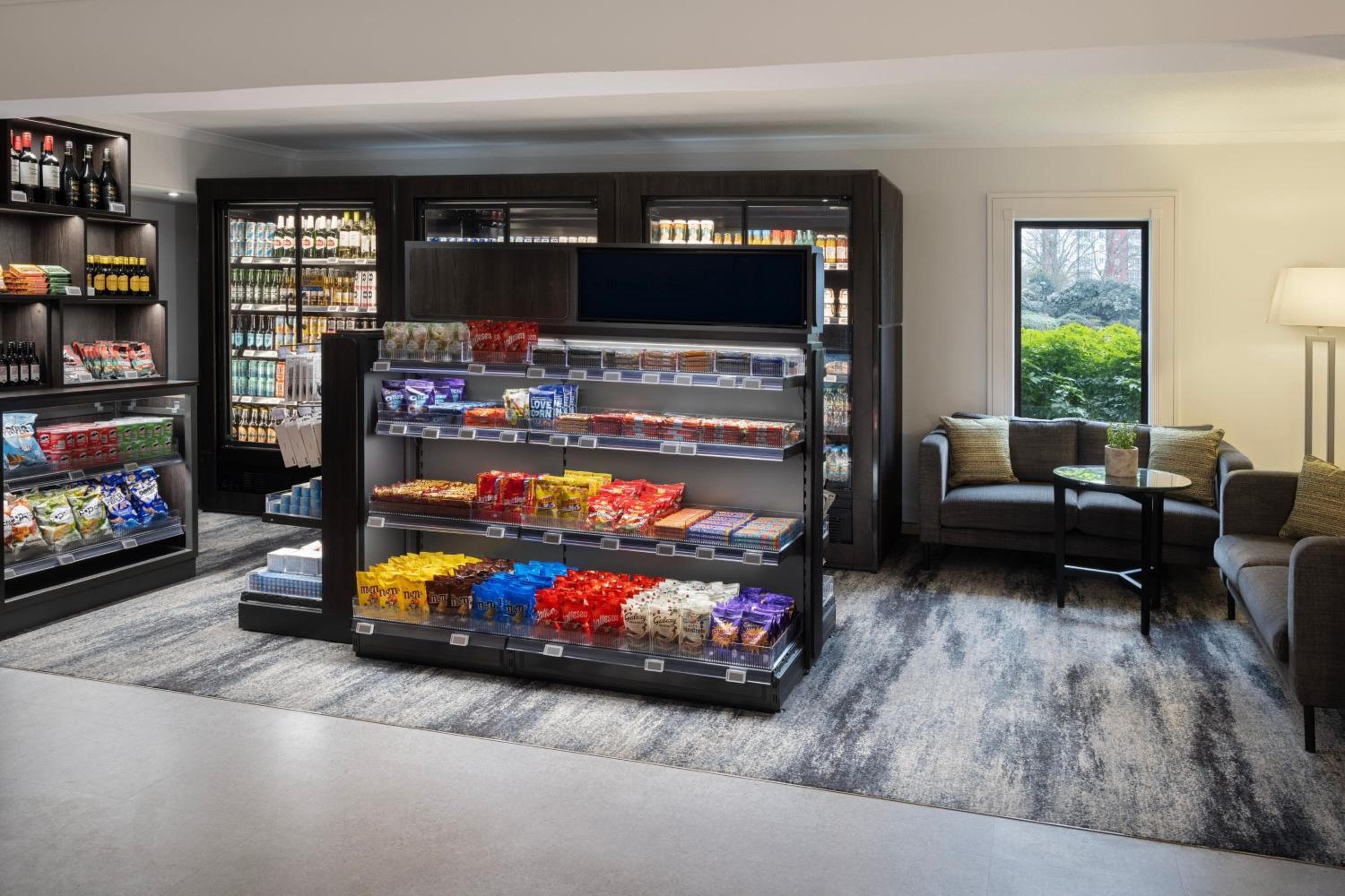 Delta Hotels by Marriott Heathrow / Windsor