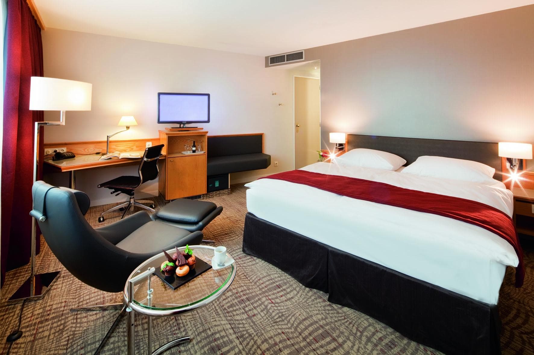 Mövenpick Hotel Den Haag - Voorburg