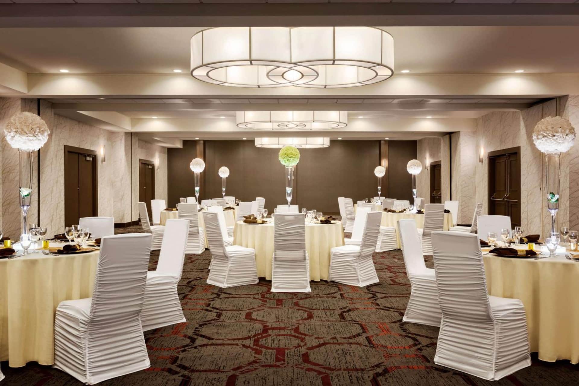 DoubleTree by Hilton Hotel Toronto Airport West