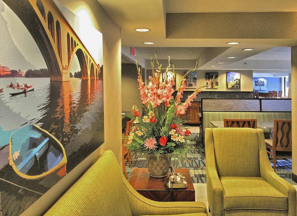 Georgetown Suites