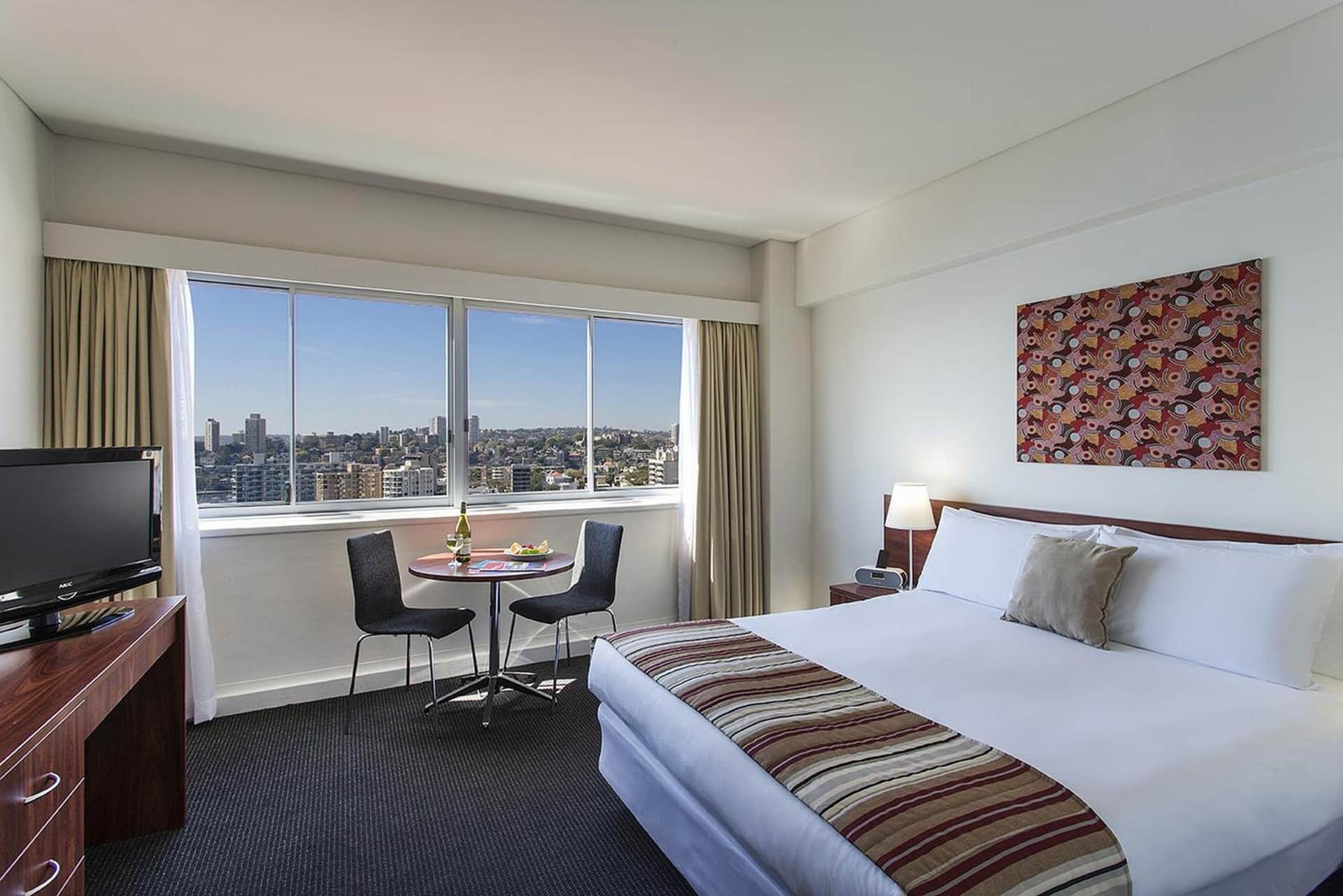 Macleay Hotel